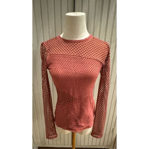 BCBG Maxazaria Mindy blush pink long sleeve long sleeve mesh paneled top. Sz xs - Picture 3 of 5